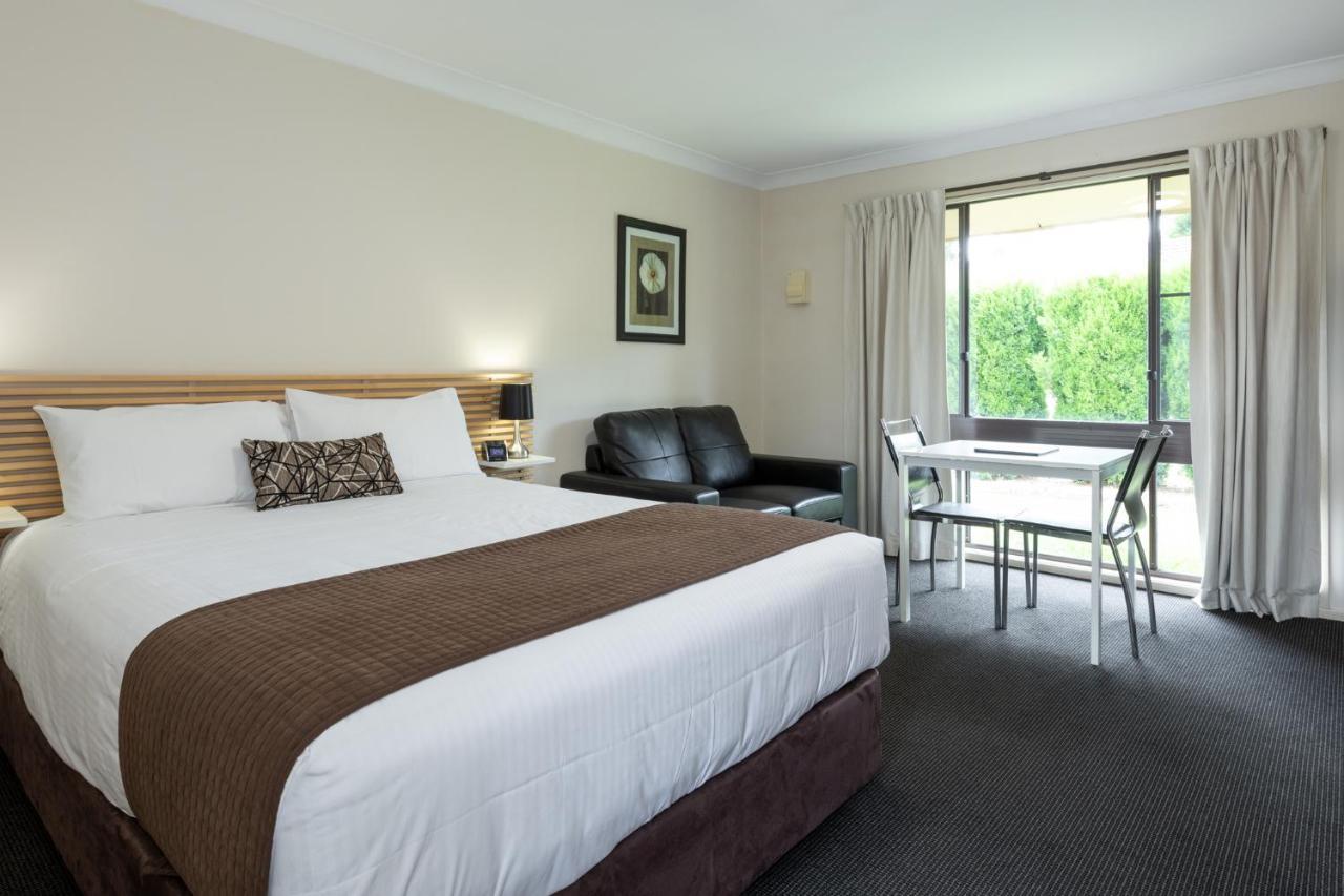 Zig Zag Motel & Apartments Литгоу Экстерьер фото