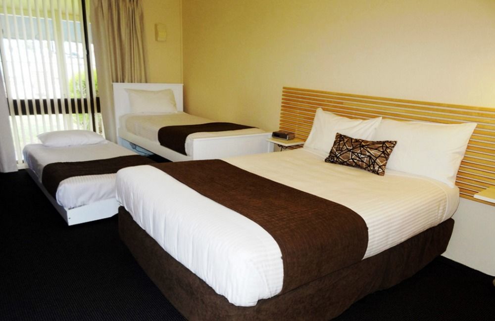 Zig Zag Motel & Apartments Литгоу Экстерьер фото